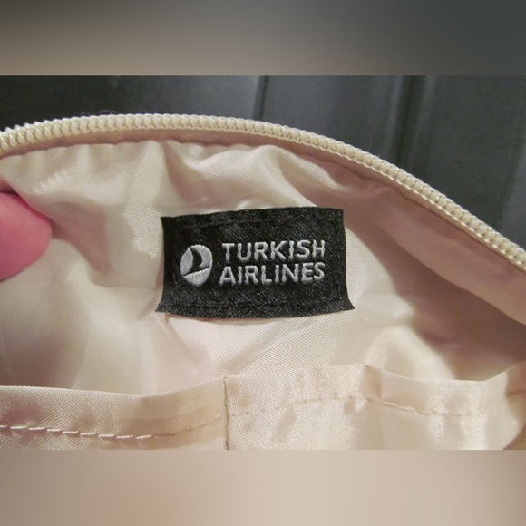 Hackett London Houndstooth Amenity Travel Kit Bag - Picture 7 of 9